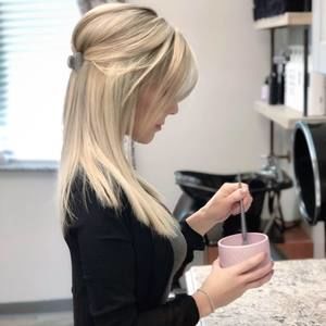 Meet your Posher, Christina